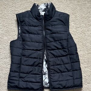 Zella  reversible Black Quilted Vest, sz 8-10